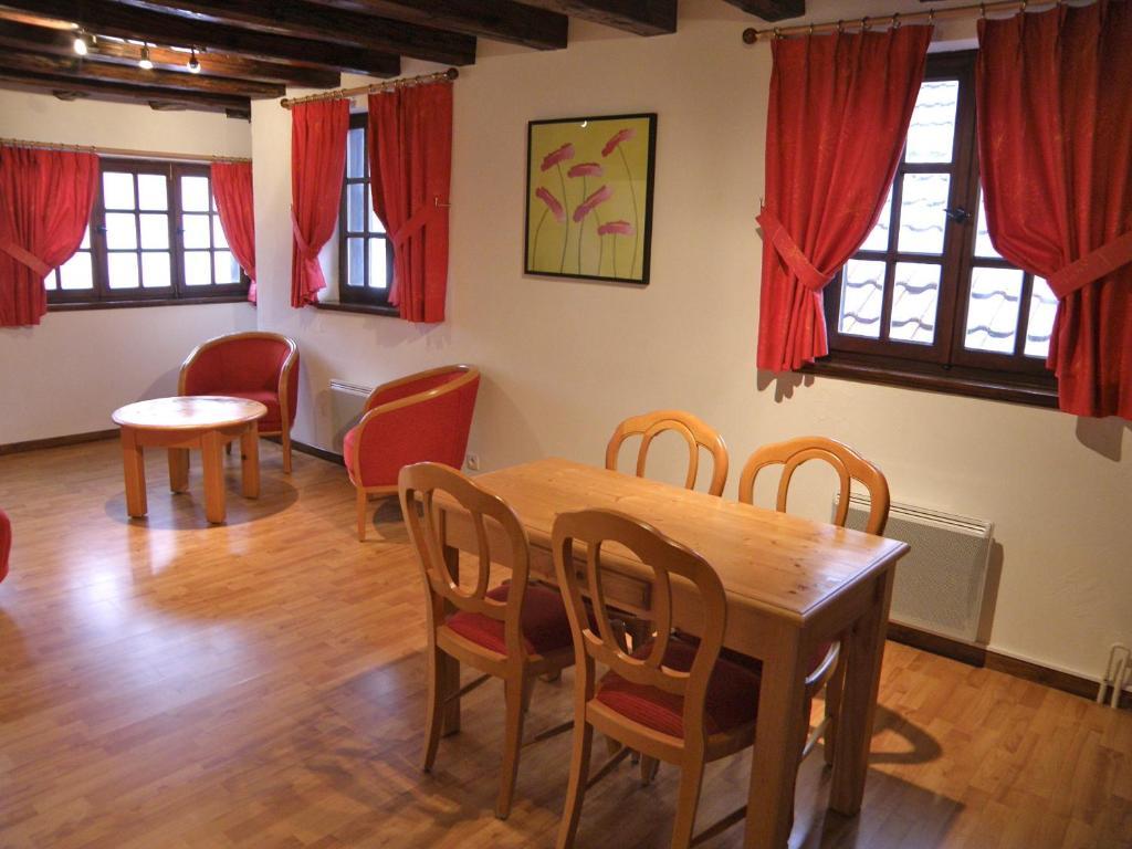 Caveau De L'Ami Fritz Ribeauvillé Room photo
